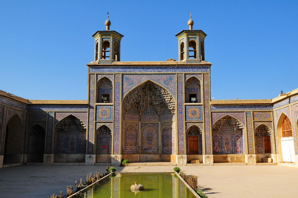 Nasir al-Mulk, Shiraz